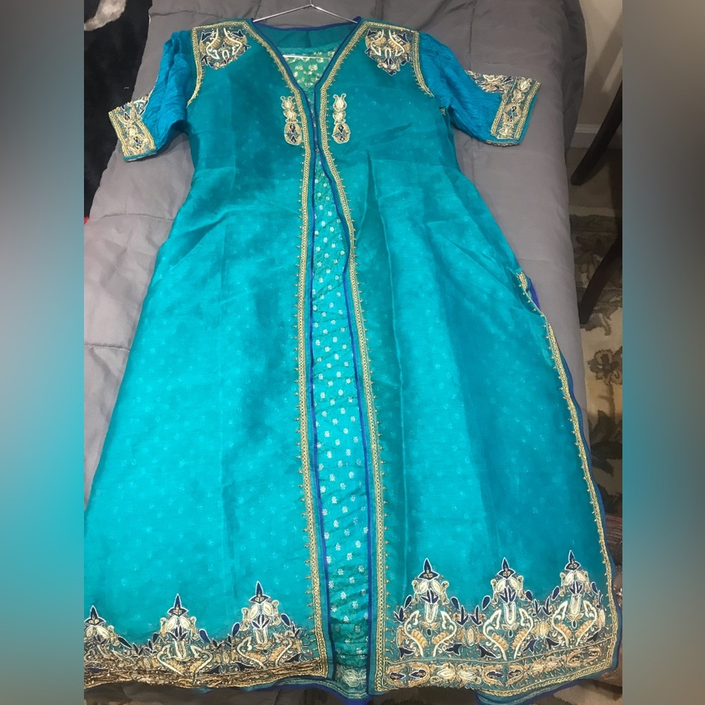 Brand New gorgeous Pakistani Shalwar Kameez Maxi style heavy embellished dress